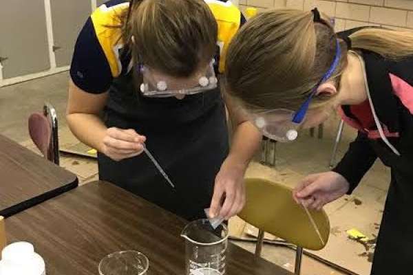 Sr. Ag. Capstone students produce ethanol with mini-grant&nbsp;supplies